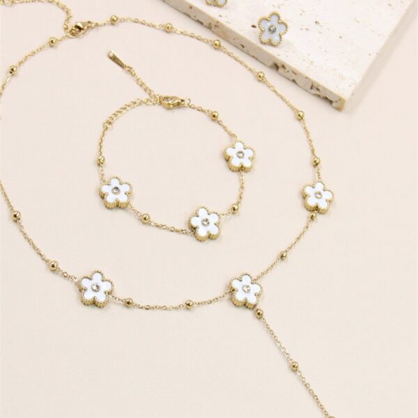 Bracelet trèfle strass blanc